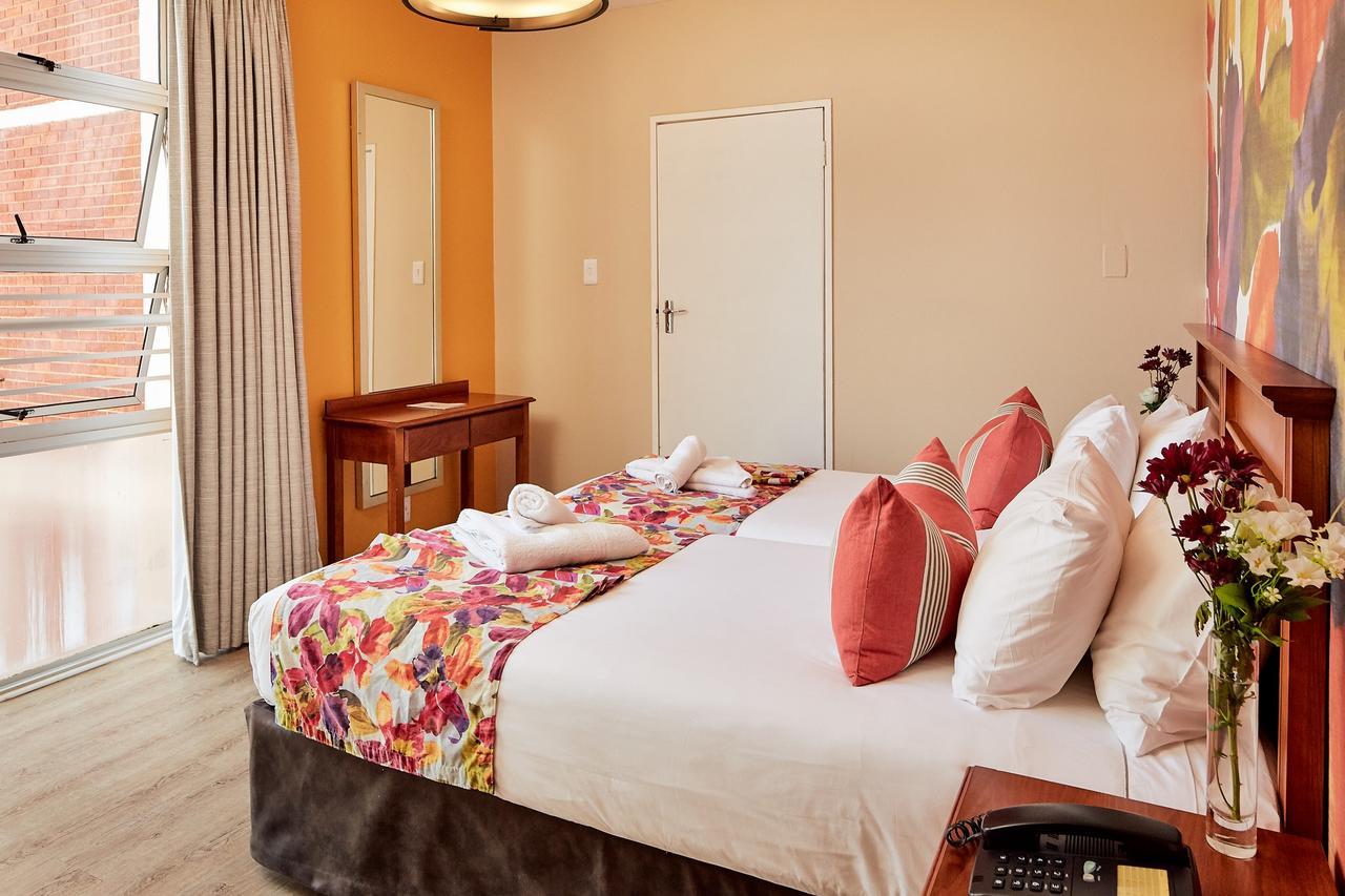 First Group Oceanic Hotel Durban Exterior photo