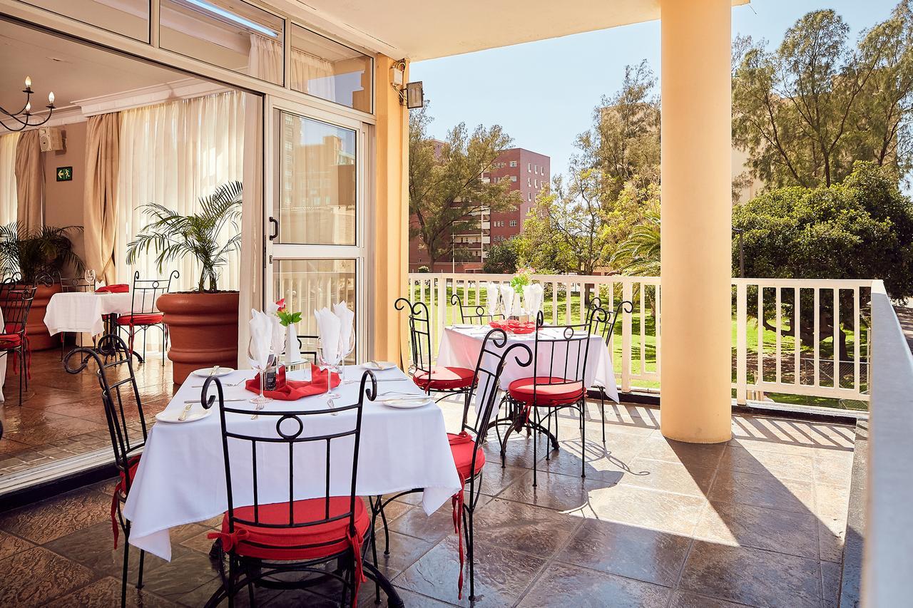 First Group Oceanic Hotel Durban Exterior photo